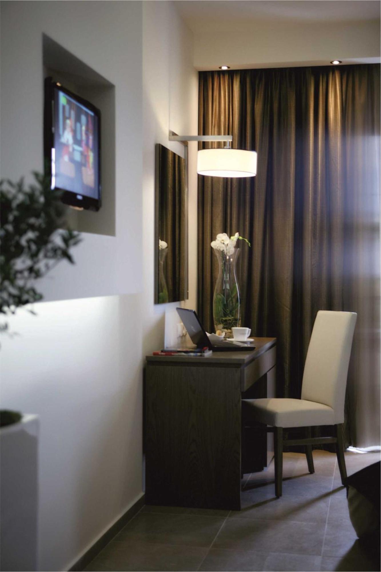 Cosmopolitan Hotel
